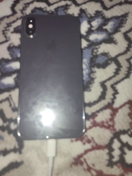 Sotiladi ios iphone xc