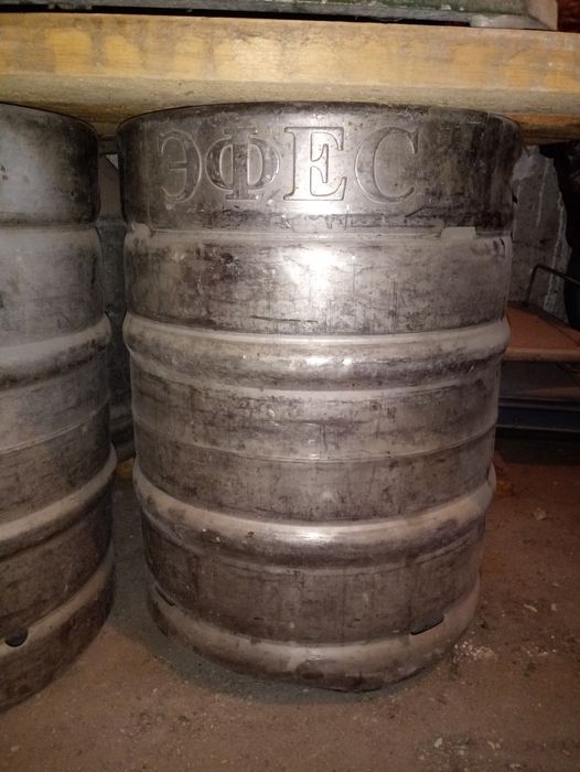 Продам весы разные и пивные кеги