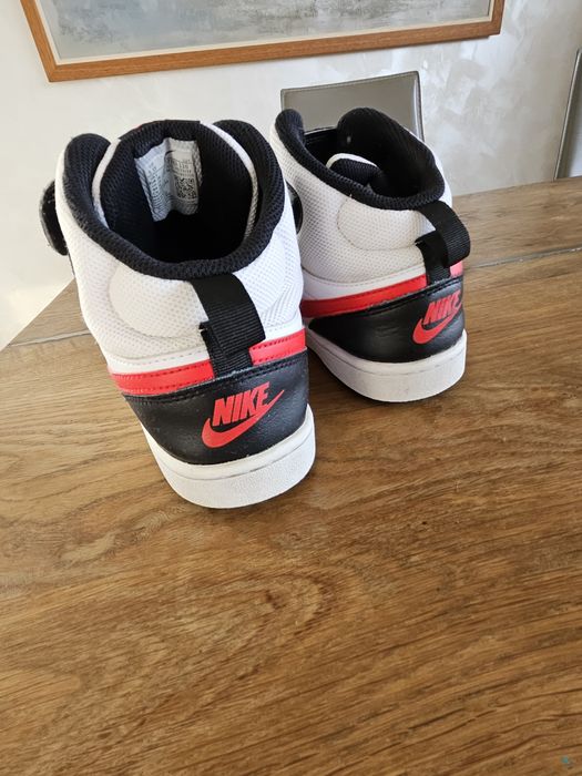 Nike кецове Buty Court Borough Mid 2 (GS) н. 38