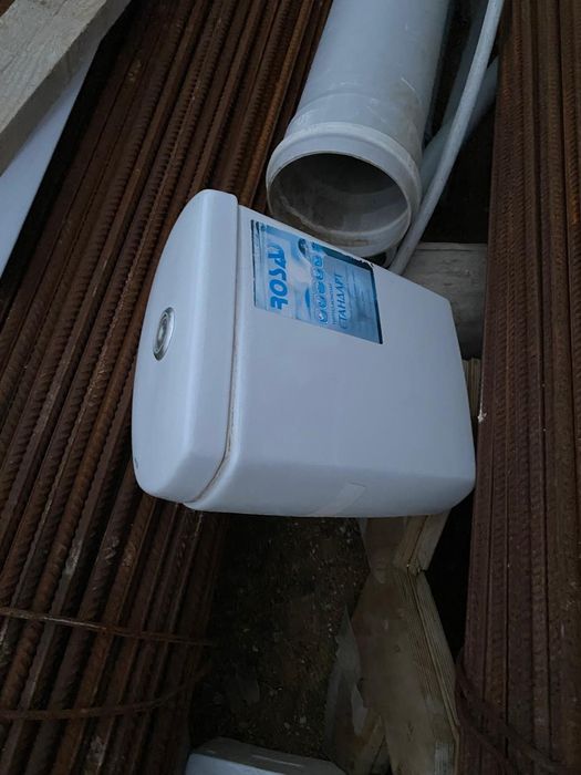 Унитаз с бачком для туалета