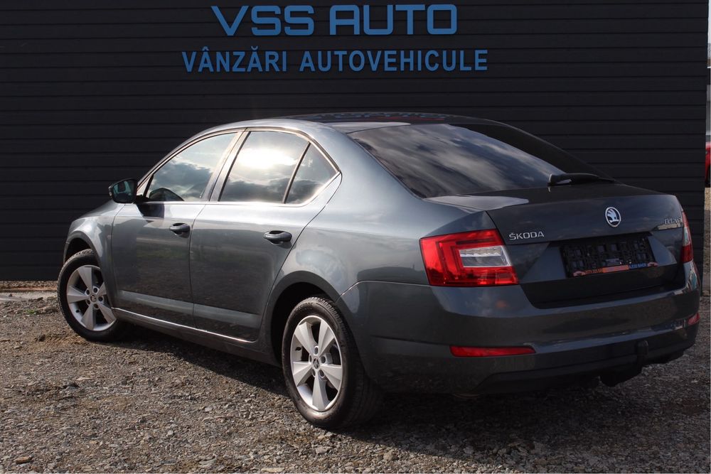 SKODA Octavia 2015 — imagine 3
