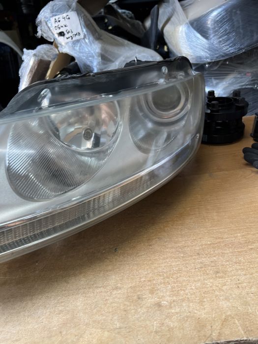 Фар десен ляв фарове Led за Фолксваген Фаетон фейс Vw Phaeton ксенон