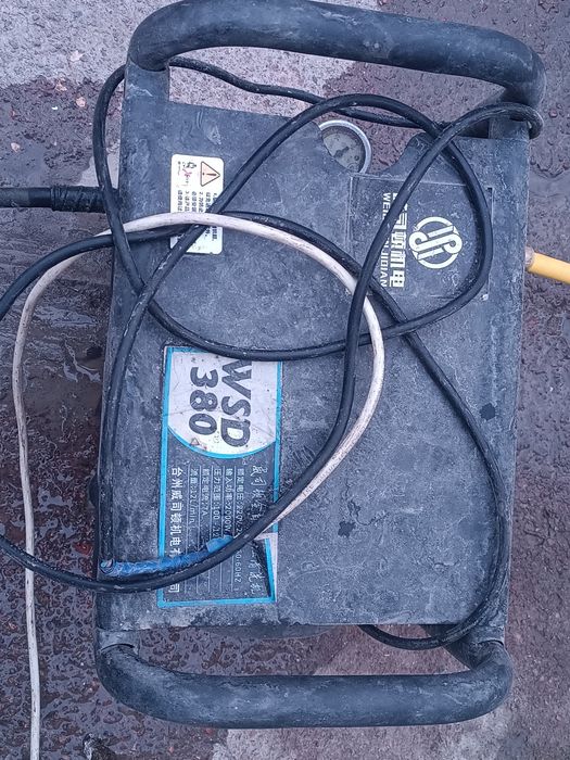 Sotiladi karcher ishlaydi