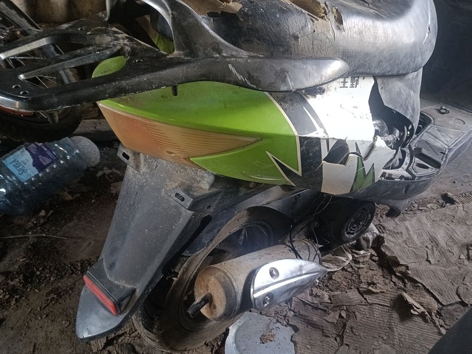 Продам скутер 125 кубов