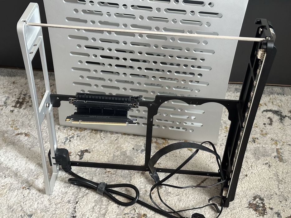 Thor Zone Tetra S Moonstone 9L SFF PC case (All extras)