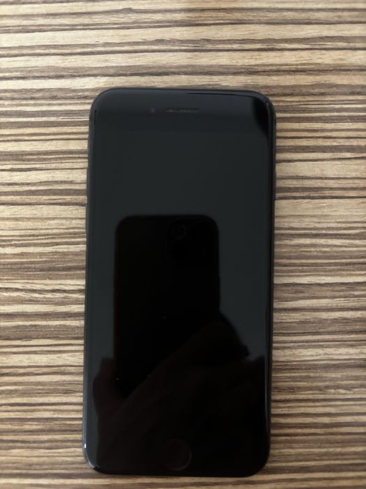 Iphone 8 Negru 64 GB