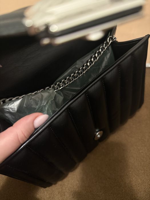 Дамска чанта с регулируема дръжка от еко кожа -whitney MICHAEL KORS