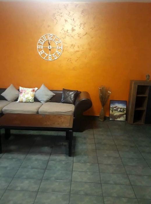 Дава се под наем Двустаен апартамент в Пловдив, Кючук Париж - 75 кв.м за 420 € - Снимка #3