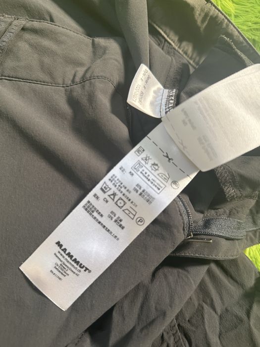 Pantaloni scurti Mammut