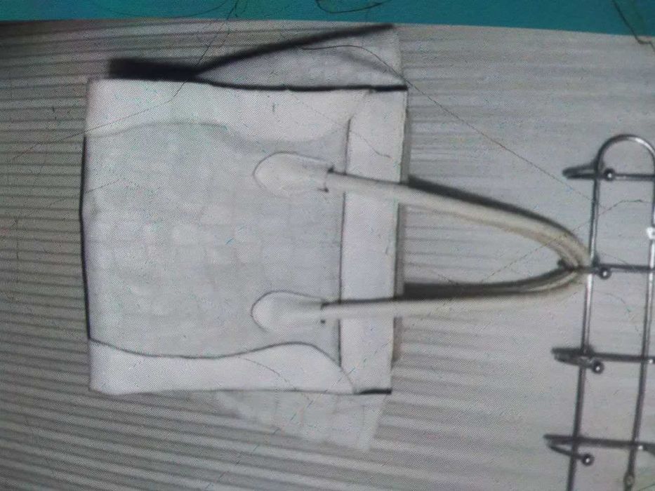 Сумка чёрная лаковая