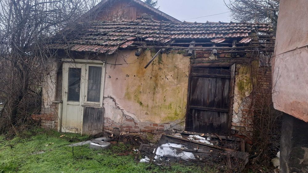 Продавам къща в гр.Кнежа