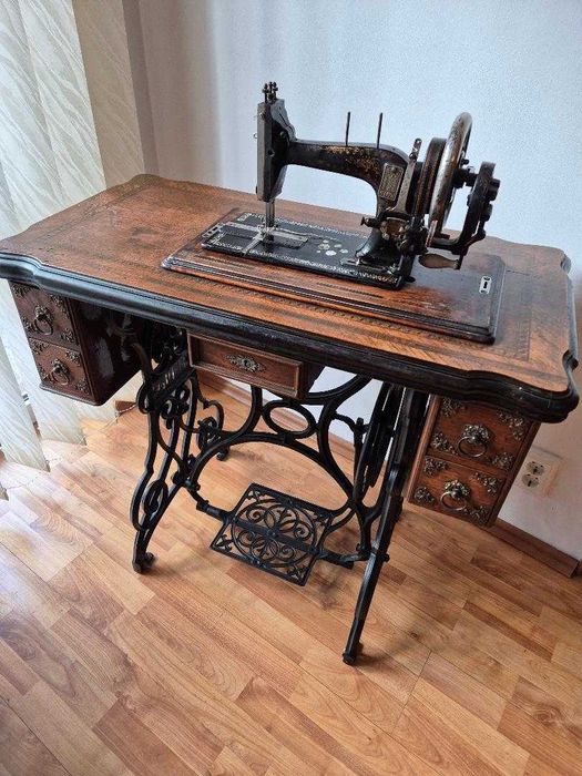 FRATI KEPICH masina de cusut antica
