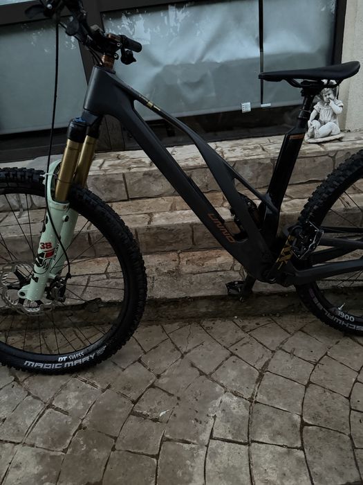 Unno Dash Carbon 2024 – XX1 AXS | Fox Factory Kashima | XTR