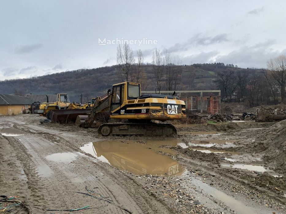 Braț excavator pentru excavator Caterpillar 320 în bucăți