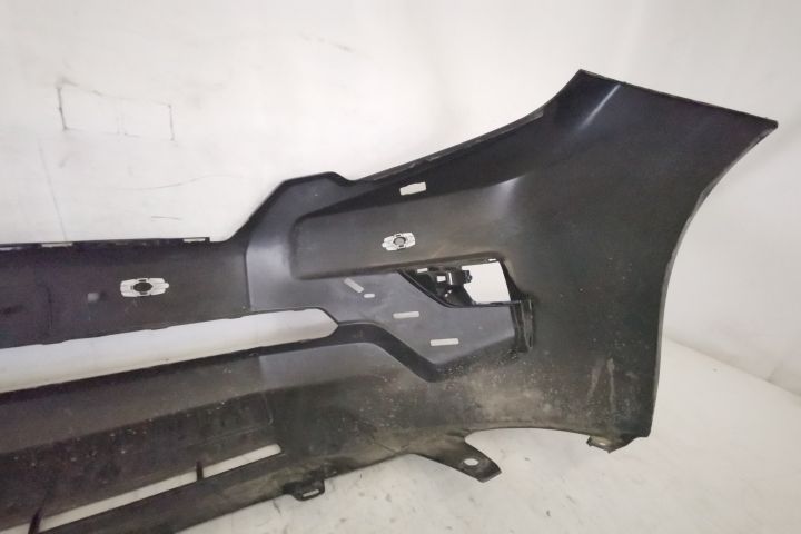 Предна броня Оригинална С Датчици И Миещи Устройства В Добро Състояние