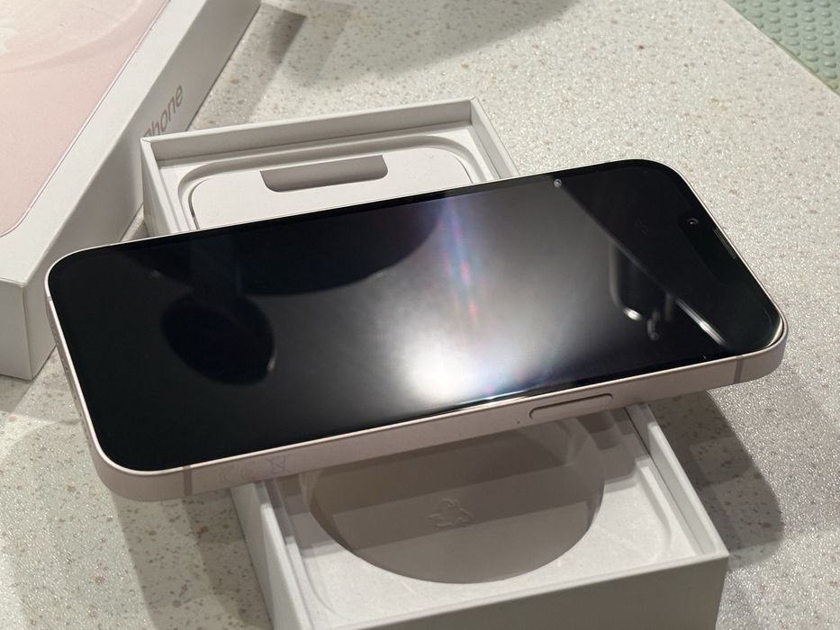 iPhone 13 128GB Pink – Като НОВ, 100% Батерия!
