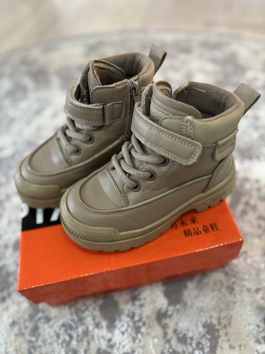 Осенний ботинка