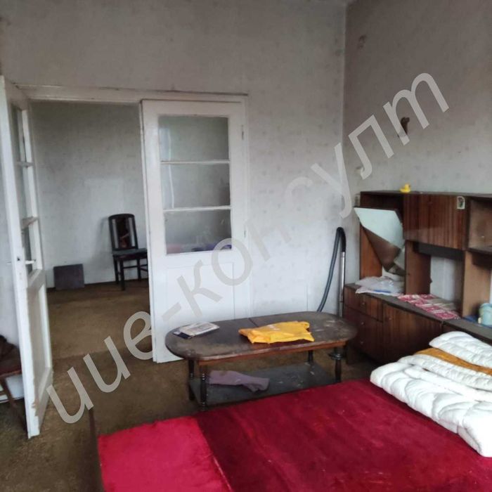 Продава се Тристаен апартамент в Велико Търново, Център - 85 кв.м за 1153 €/кв.м - Снимка #1