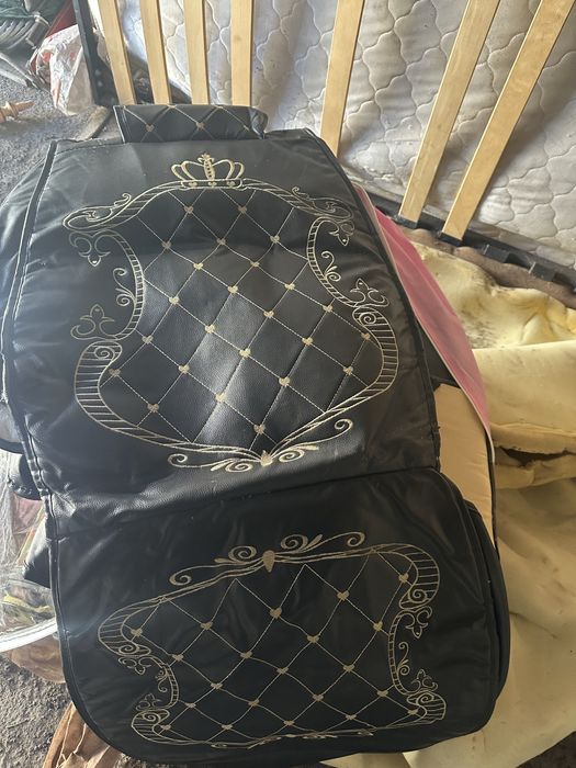 Универсальные чехлы для машины