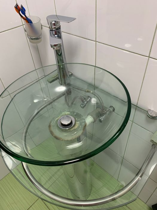 Chiuveta baie sticlă