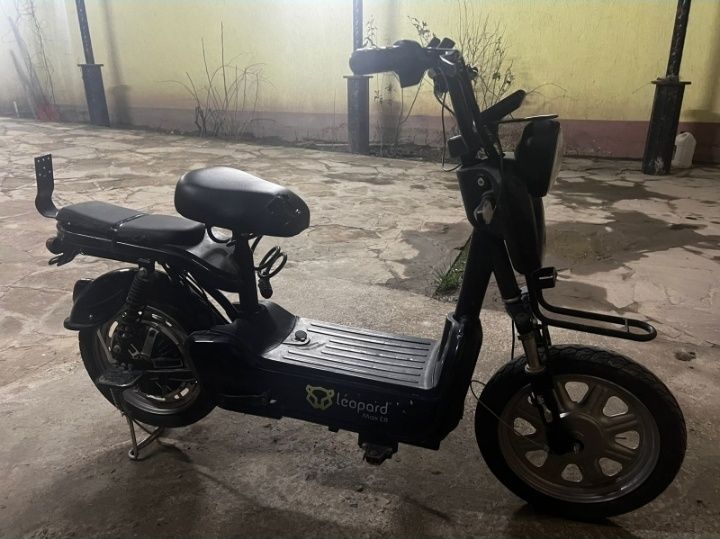 Скутер леопард 800w