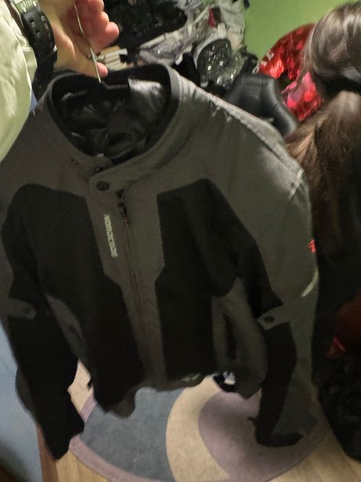 Продавам мото яке