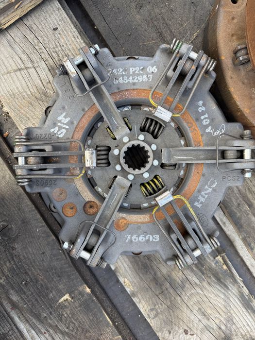 Ambreiaj tractor Fiat New Holland , Renault , Case