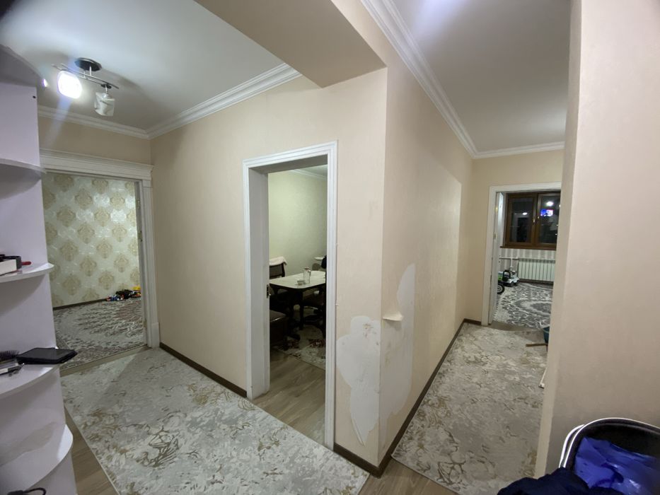 Uy sotiladi parkent kochasida, M.Ulugbek tumani.
