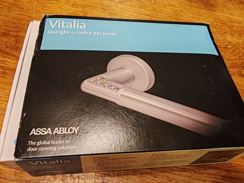 Vând maner clanta  electronica vitalia  Assa Abloy(cod D8812H000,