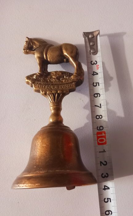 Медни камбани различни размери