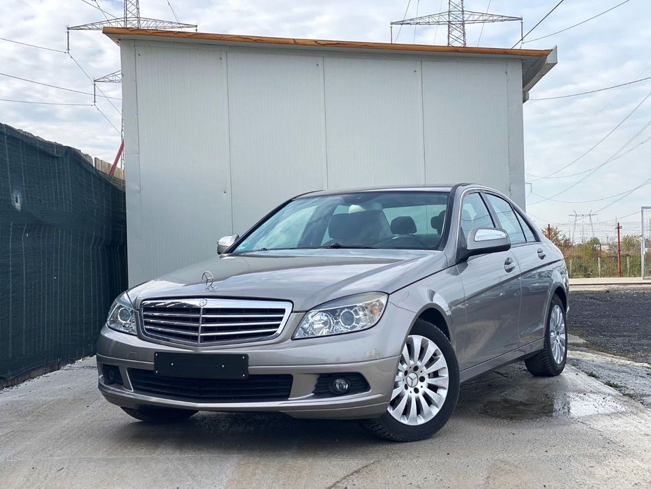 Mercedes ..C220,