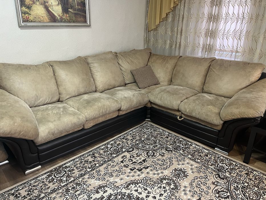 Диван угловой  для гостиной ракладной  с матрасом