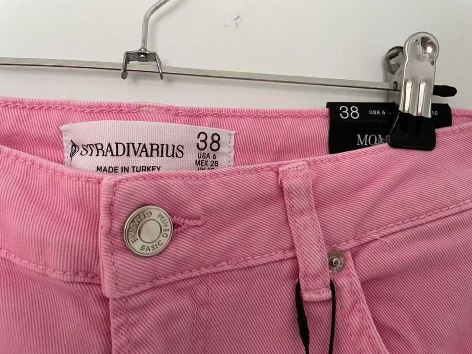 чисто нови розови дънки