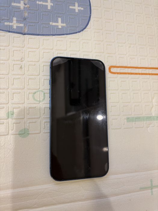 IPhone 13 в идеальном состояний