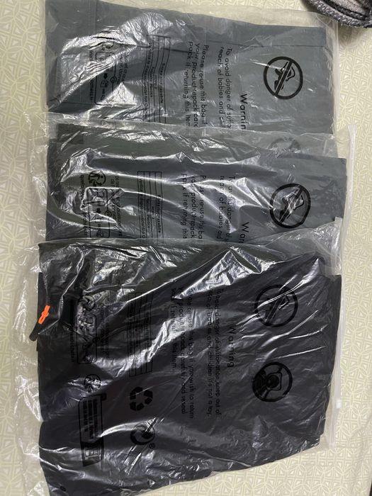 Продаю срочно все вещи(новые)