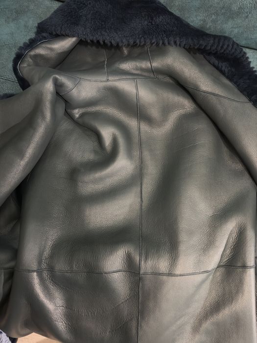 Дубленка натуралка. Есть каспи ред