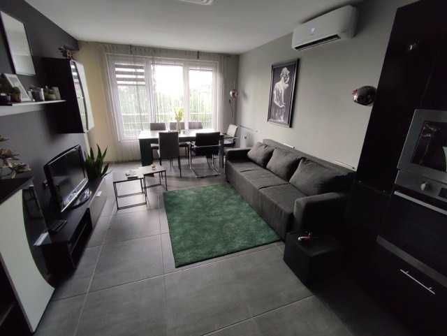 Дава се под наем Двустаен апартамент в Варна, Морска градина - 62 кв.м за 612 € - Снимка #3