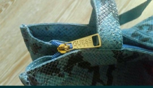 Geanta noua piele naturala GUESS LUXE piele sarpe