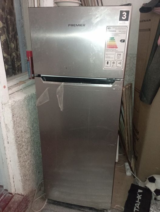 Холодьлник премиер