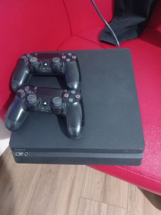 Play Station 4 PS 4 + 9jocuri