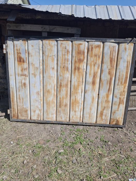 Продам ворота  срочно