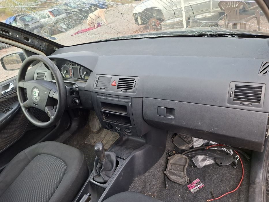 Шкода Фабия 1.2 3 цилиндъра