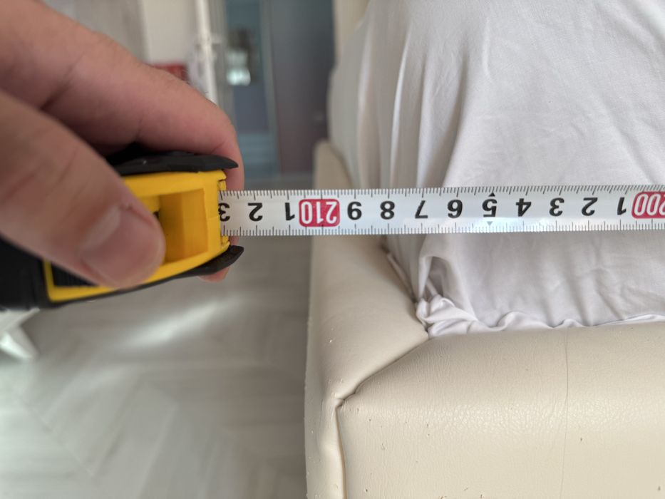 Продам Кровать вместе с матрасом