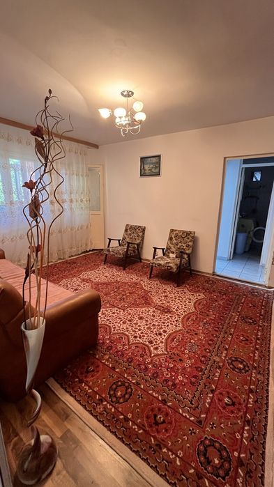 De vânzare apartament 2 camere – zona Meva
