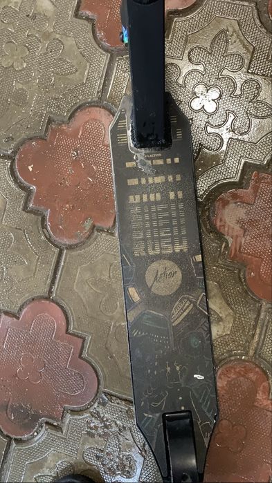 Трюковой самокат RUSH ACTION