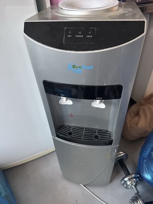 Продам куллер для воды диспенсер