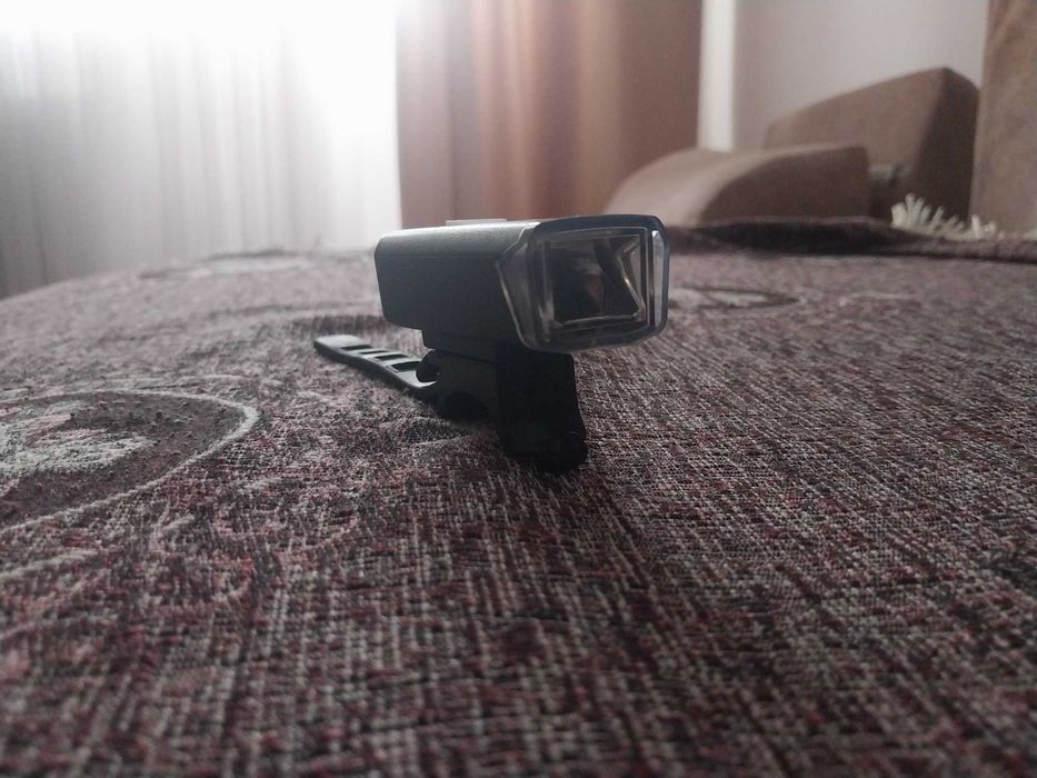 Фонарик на велосипед