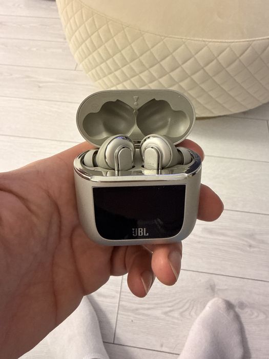 Casti JBL tour pro 2