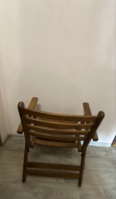 —Дървени Сгъваеми Столове—