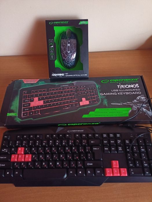 Геймърска клавиатура и мишка